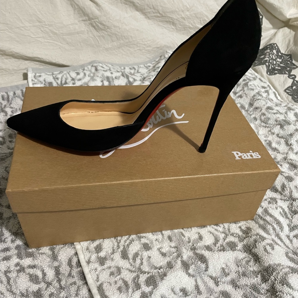 Classic Suede Red Bottoms. Only worn once! Dust bags and replacement heel taps.
